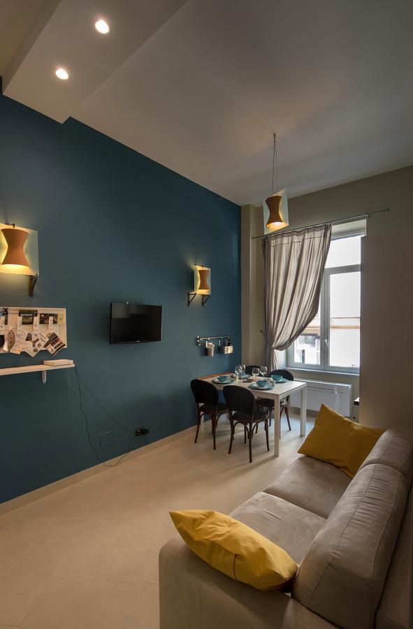 Duomo Regina Apartments نابولي المظهر الخارجي الصورة